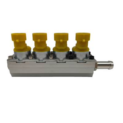 1 โอม 12 วอลต์ โวลเตจ 4 ซิลินเดอร์ Injection Rail สําหรับการปรับปรุงการทํางานของเครื่องยนต์