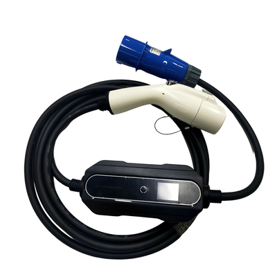 GB / T20234 เครื่องชาร์จแบบพกพามาตรฐาน EV 1 เฟสพร้อมปลั๊กชาร์จ CEE 3Pin สีน้ำเงิน